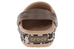 zueco-estampado-crocband-leopard-crocs-dorado-2