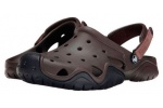 zueco-hombre-swiftwater-crocs-marron-6