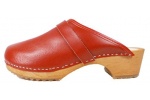 zueco-piel-f1-women-buxa-rojo-1
