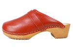 zueco-piel-f1-women-buxa-rojo-1